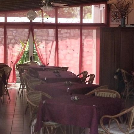 Albergo Casa Este Бренцоне-суль-Гарда Екстер'єр фото