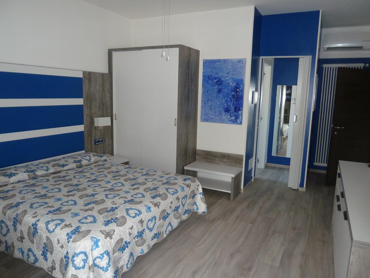 Albergo Casa Este Бренцоне-суль-Гарда Екстер'єр фото