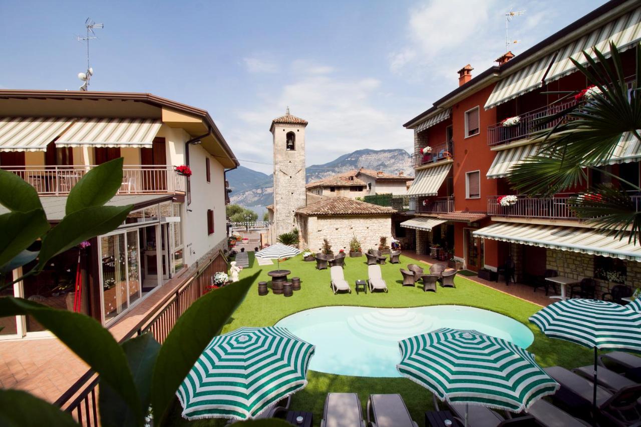 Albergo Casa Este Бренцоне-суль-Гарда Екстер'єр фото